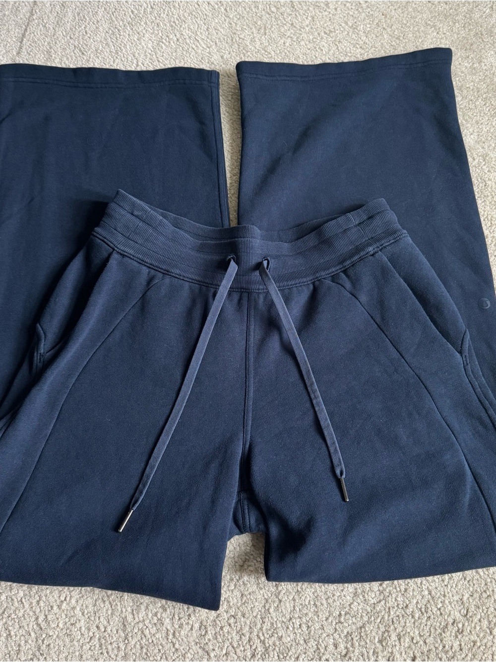 Lululemon Scuba Mid-Rise Wide-Leg Pant Full Length Sweatpants Navy Blue Women’s
